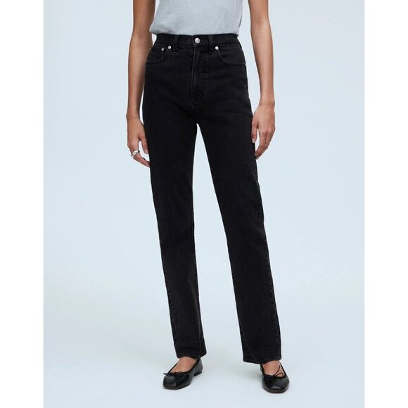 Madewell Womans The '90s Straight Jean in Belmere Wash Size‎ 28